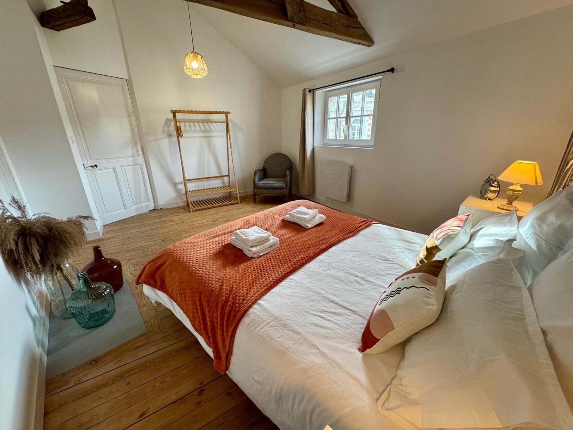 Appartement Le Voltaire centre ville climatisé Saumur Extérieur photo