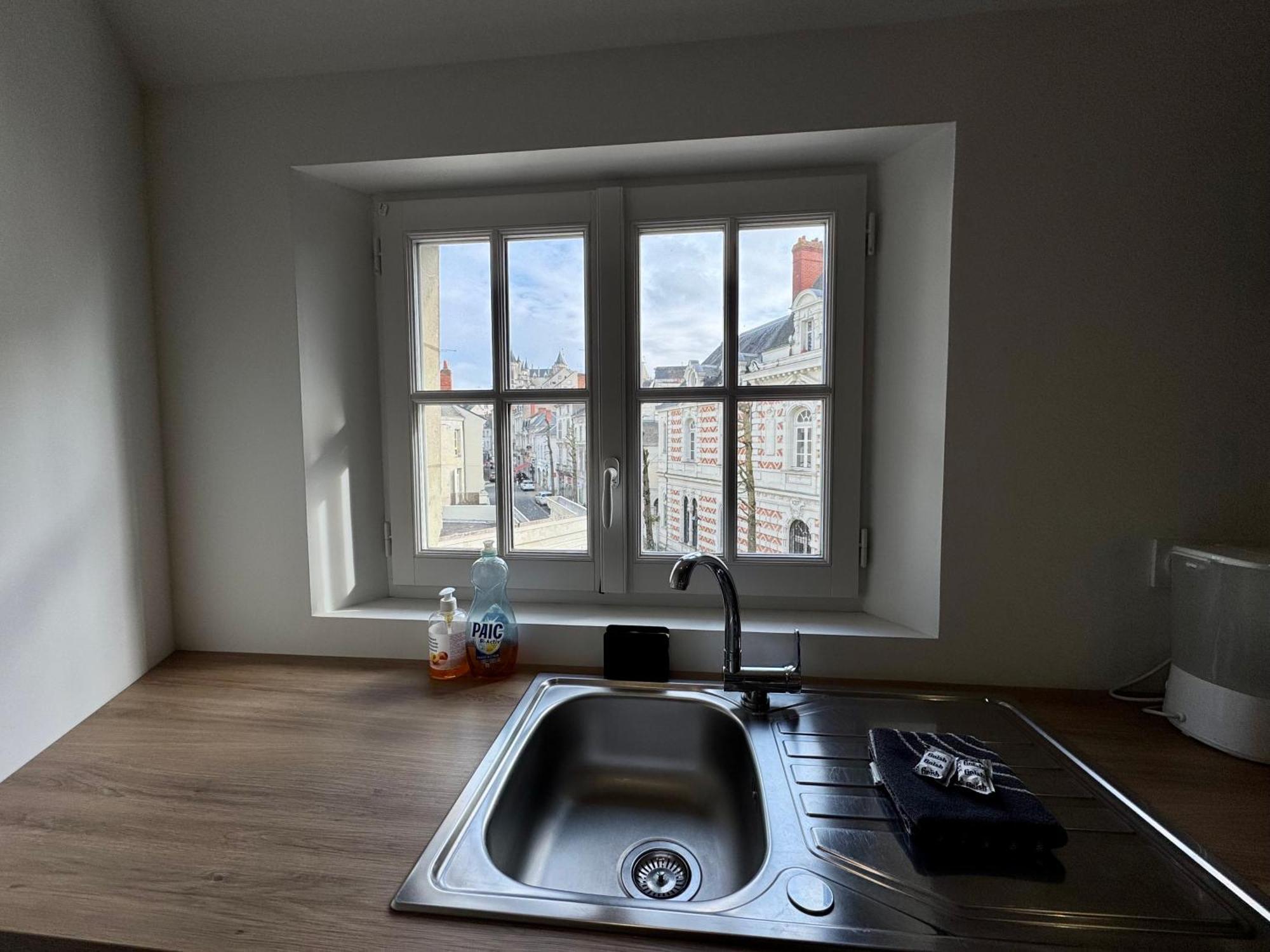 Appartement Le Voltaire centre ville climatisé Saumur Extérieur photo